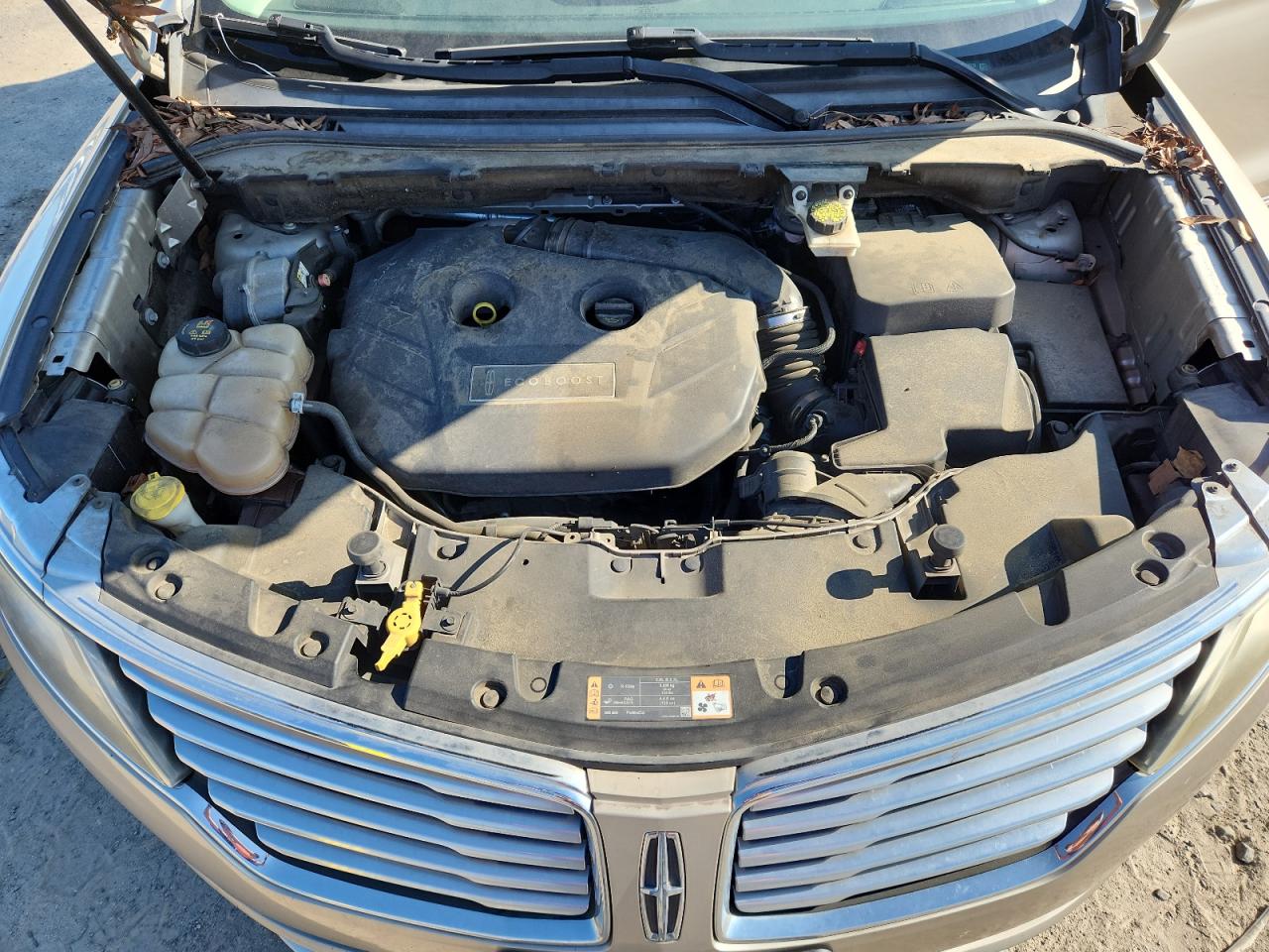 2015 Lincoln Mkc VIN: 5LMCJ2A94FUJ37570 Lot: 71489515