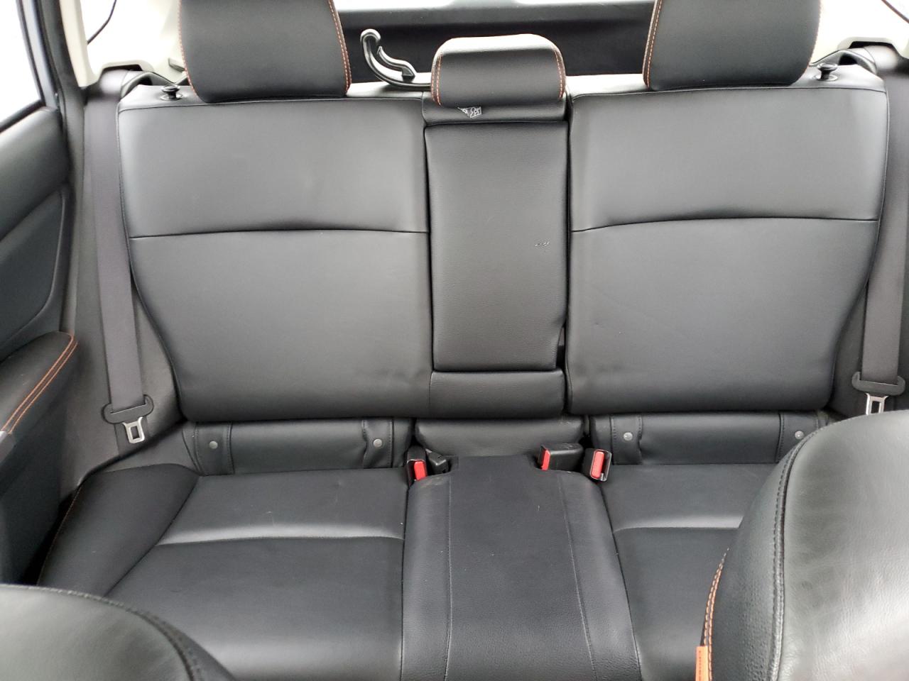 2016 Subaru Crosstrek Limited VIN: JF2GPANC5G8276805 Lot: 81625925