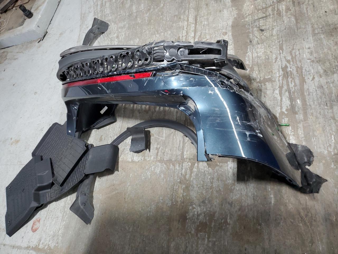 2023 Lincoln Nautilus Reserve VIN: 2LMPJ8KP8PBL24715 Lot: 84453195