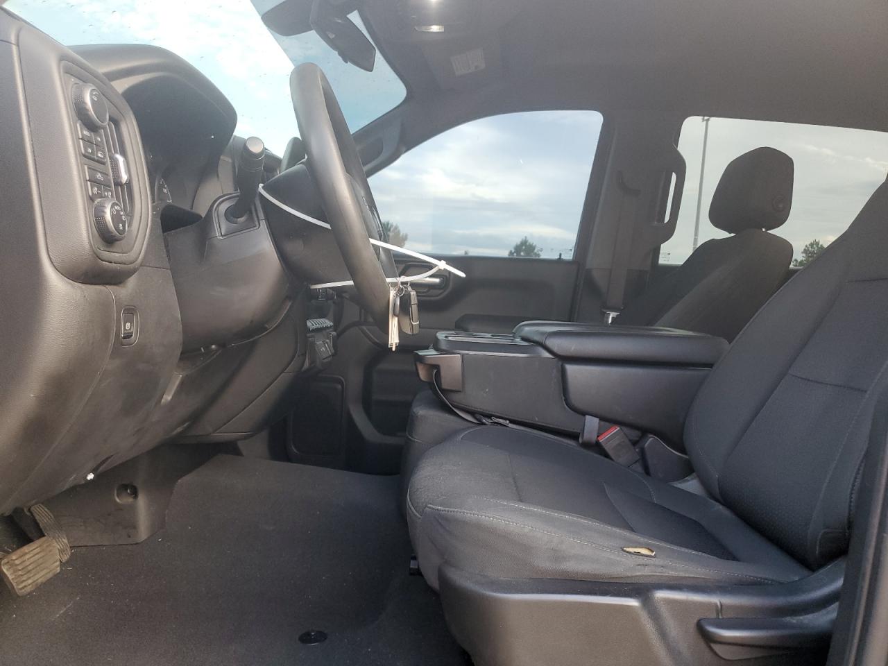 2021 Chevrolet Silverado K1500 Custom VIN: 1GCPYBEK0MZ246237 Lot: 81484075