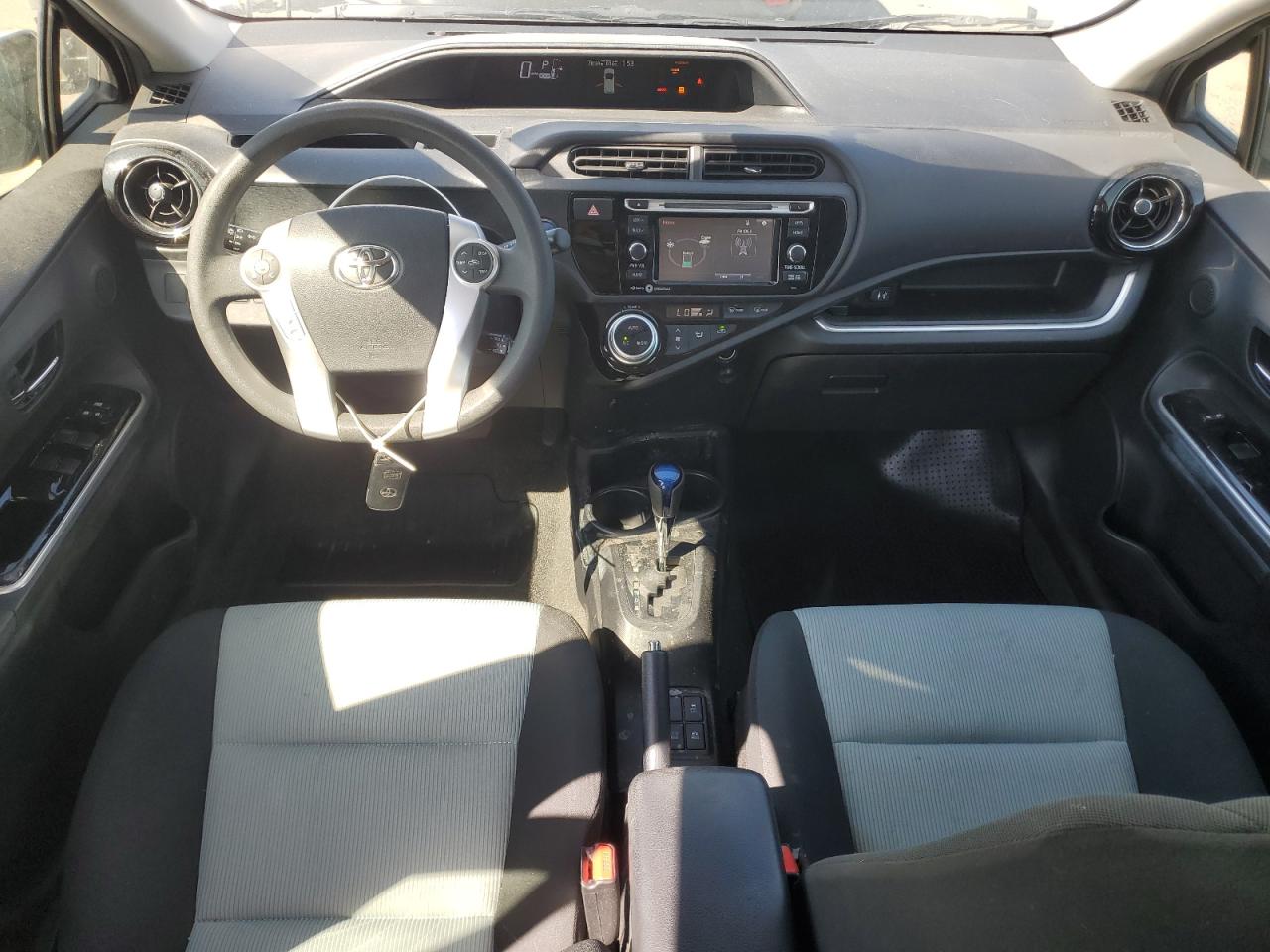 2015 Toyota Prius C VIN: JTDKDTB36F1578158 Lot: 81577465