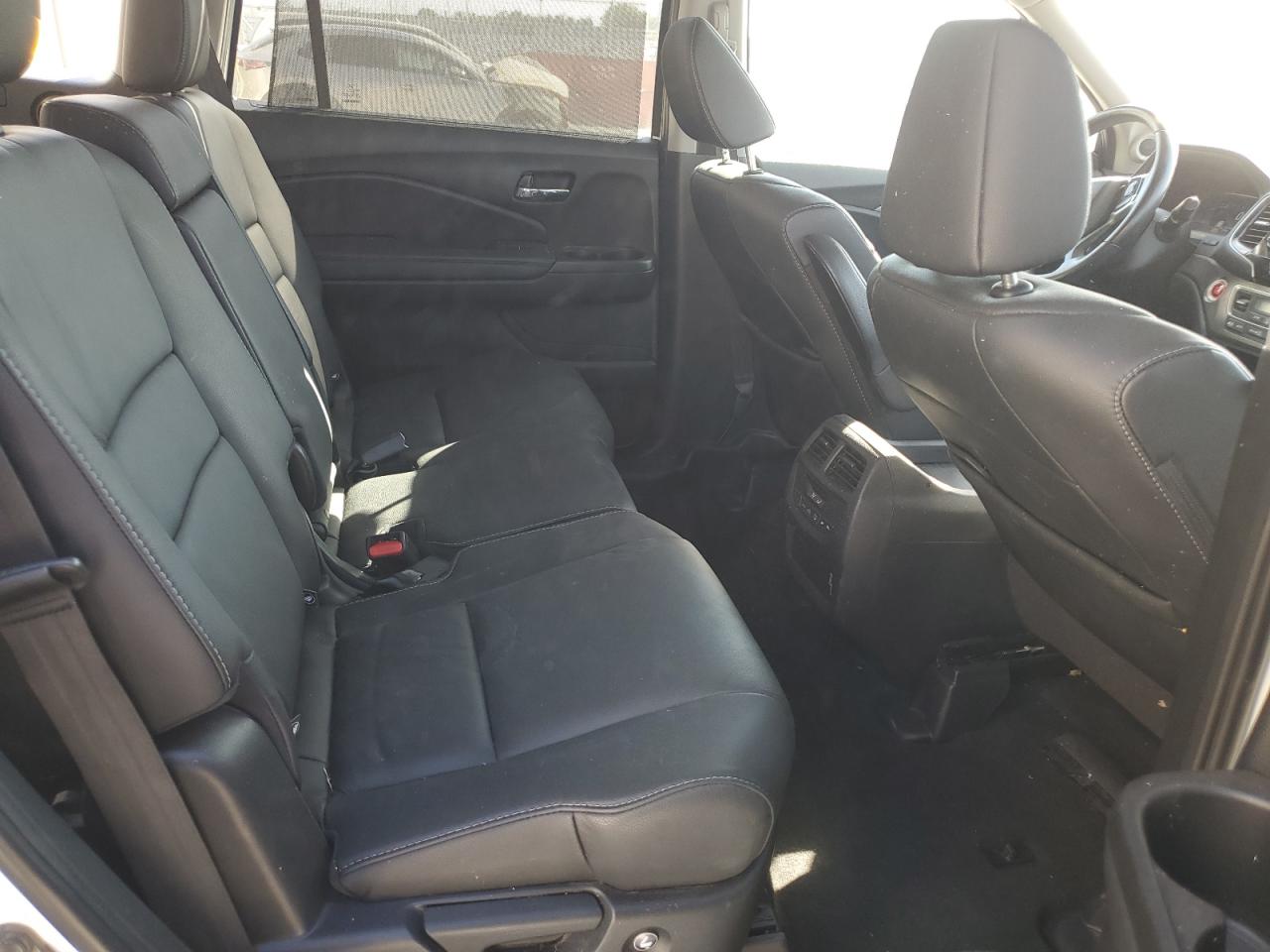 2021 Honda Pilot Se VIN: 5FNYF5H25MB043311 Lot: 82119065