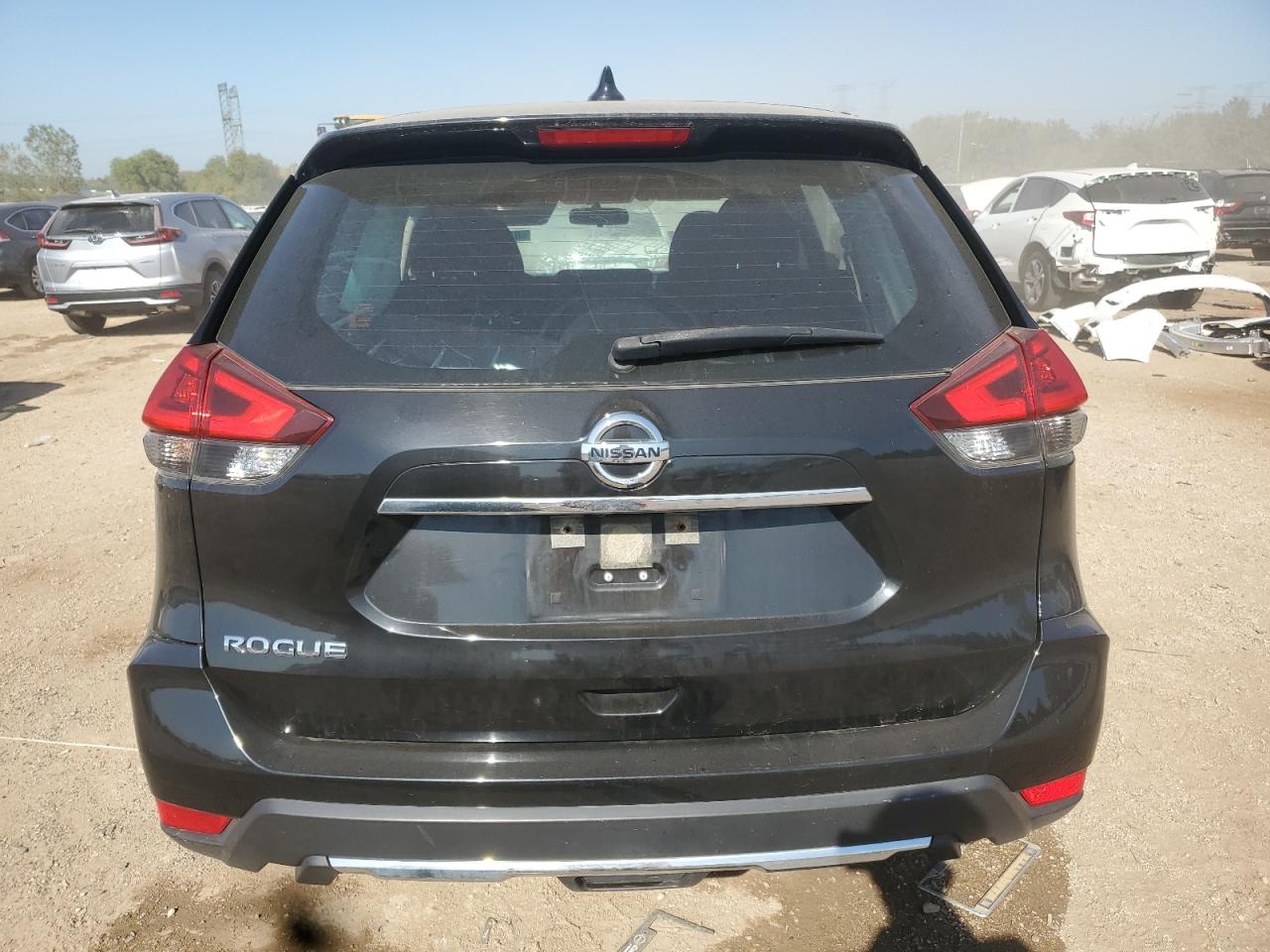 2018 Nissan Rogue S VIN: JN8AT2MT6JW451058 Lot: 81336025