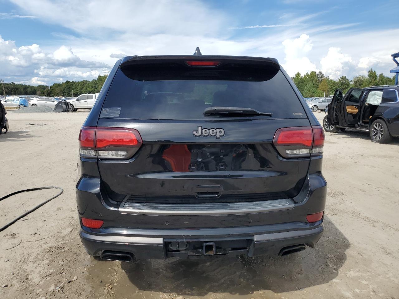 2018 Jeep Grand Cherokee Overland VIN: 1C4RJECG8JC304560 Lot: 81477045