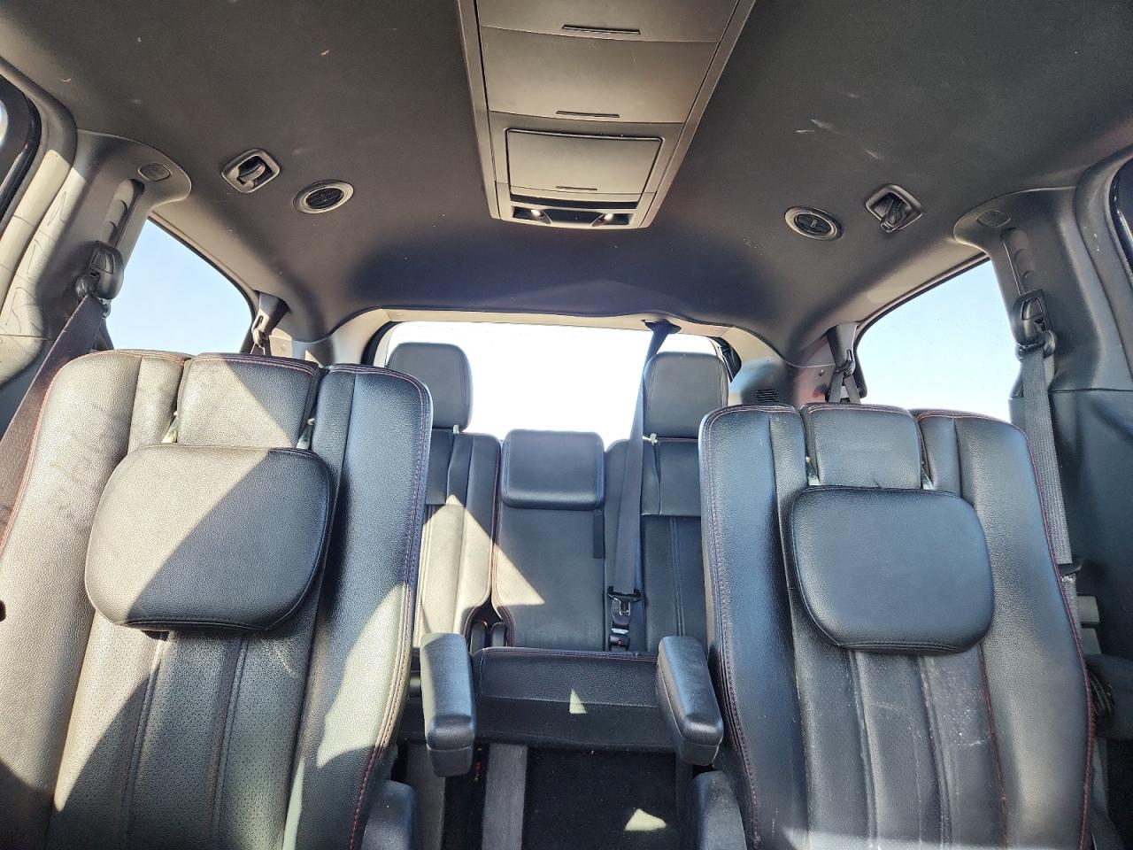 2016 Dodge Grand Caravan R/T VIN: 2C4RDGEG0GR324253 Lot: 81637095