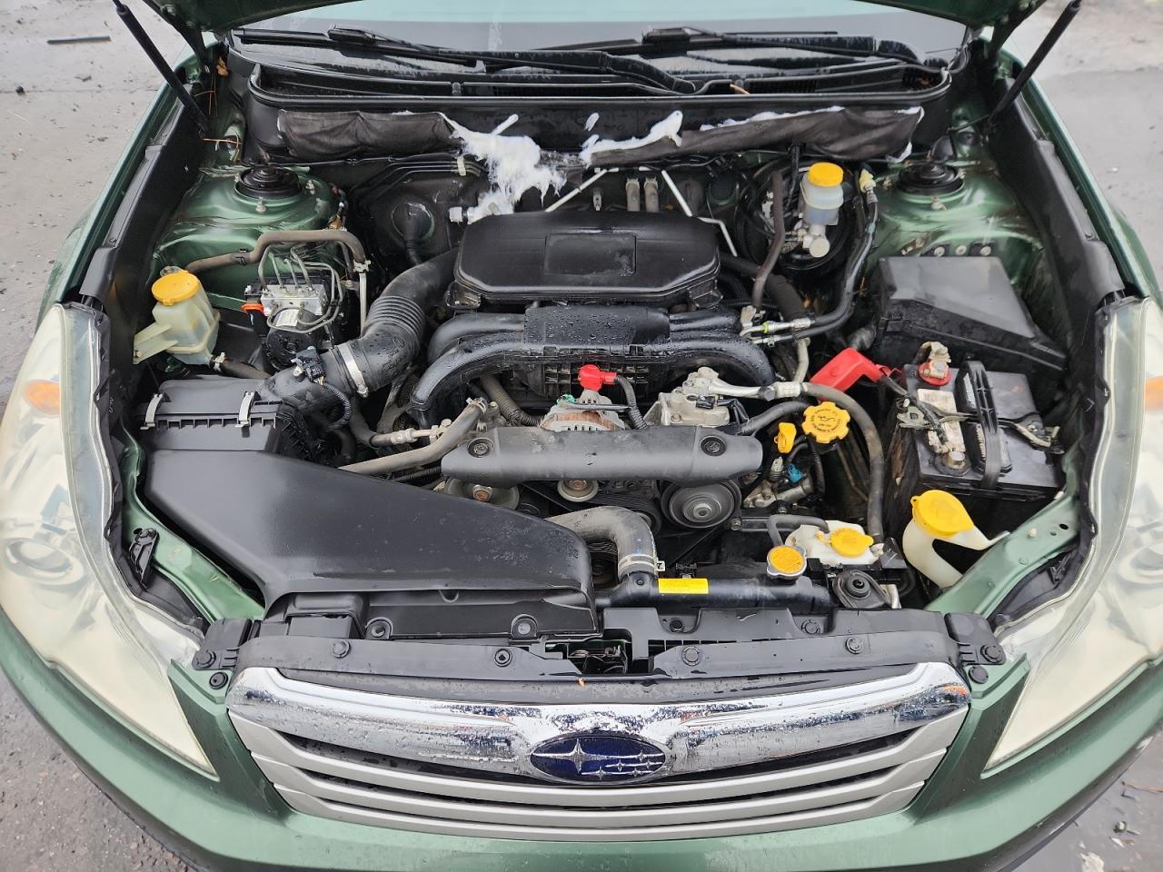 2011 Subaru Outback 2.5I Limited VIN: 4S4BRCKC2B3410173 Lot: 81635445