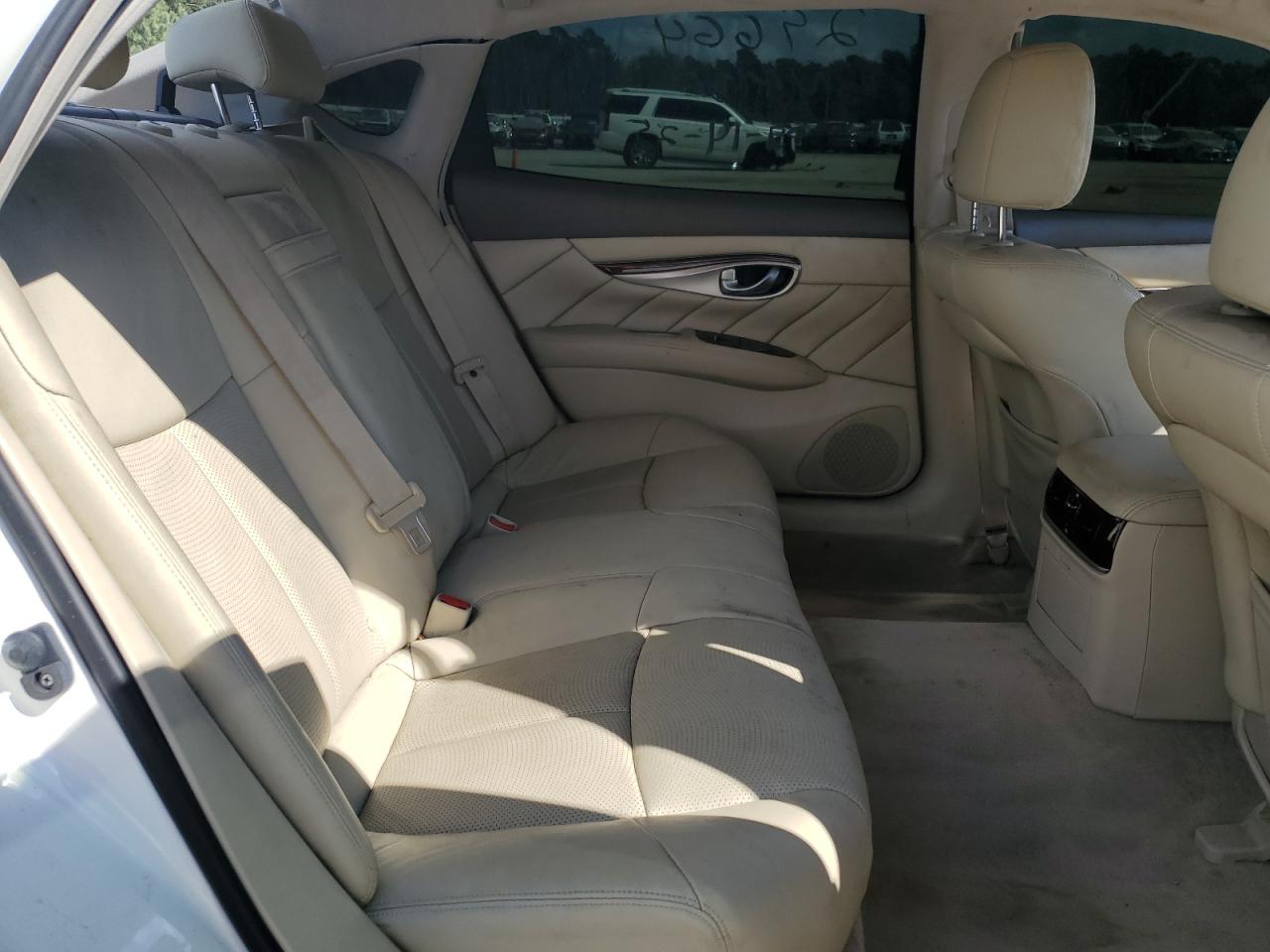 2015 Infiniti Q70L 3.7 VIN: JN1BY1PP7FM601825 Lot: 81193425