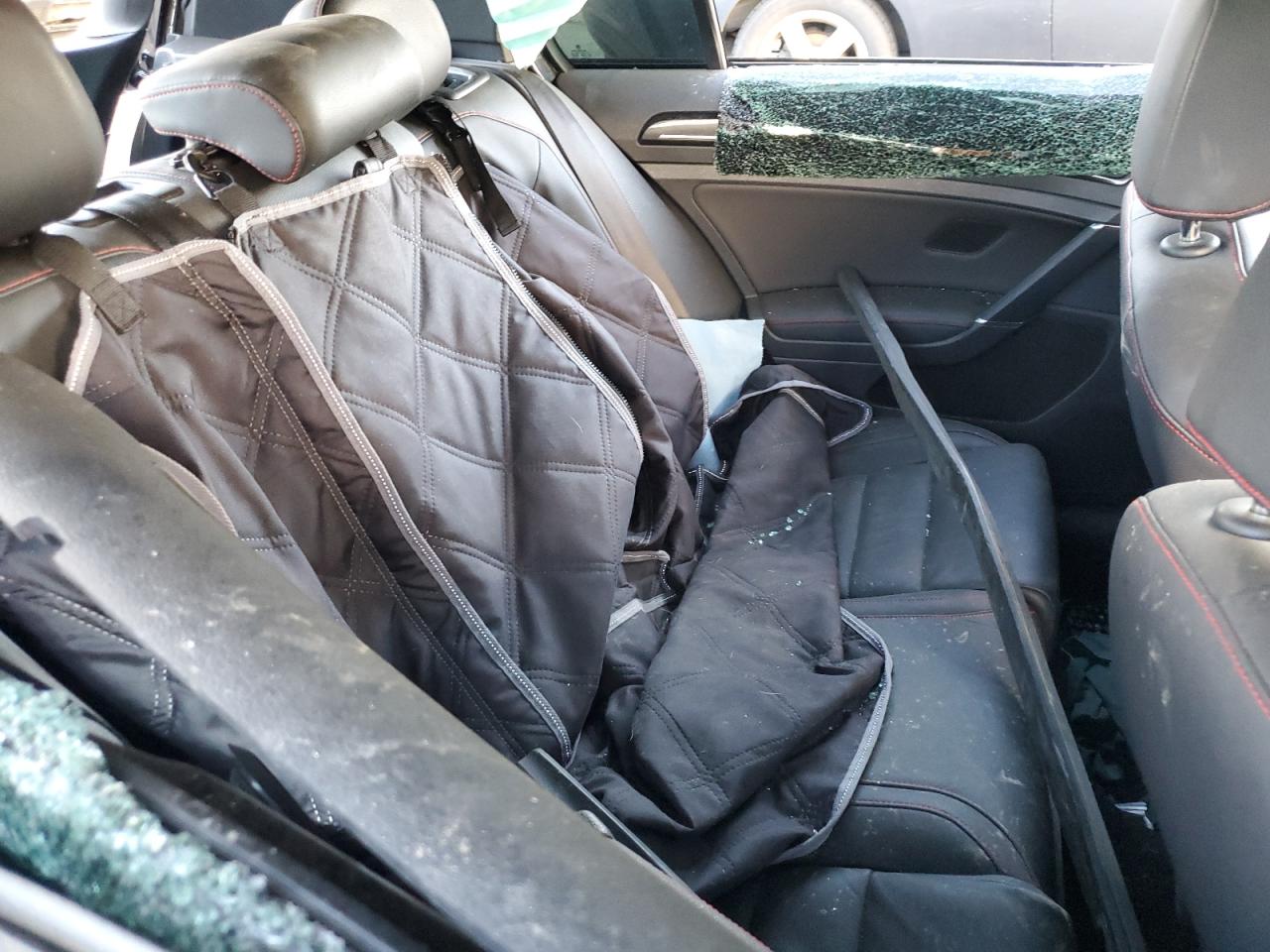 2015 Volkswagen Gti VIN: 3VW4T7AU7FM002740 Lot: 80221465