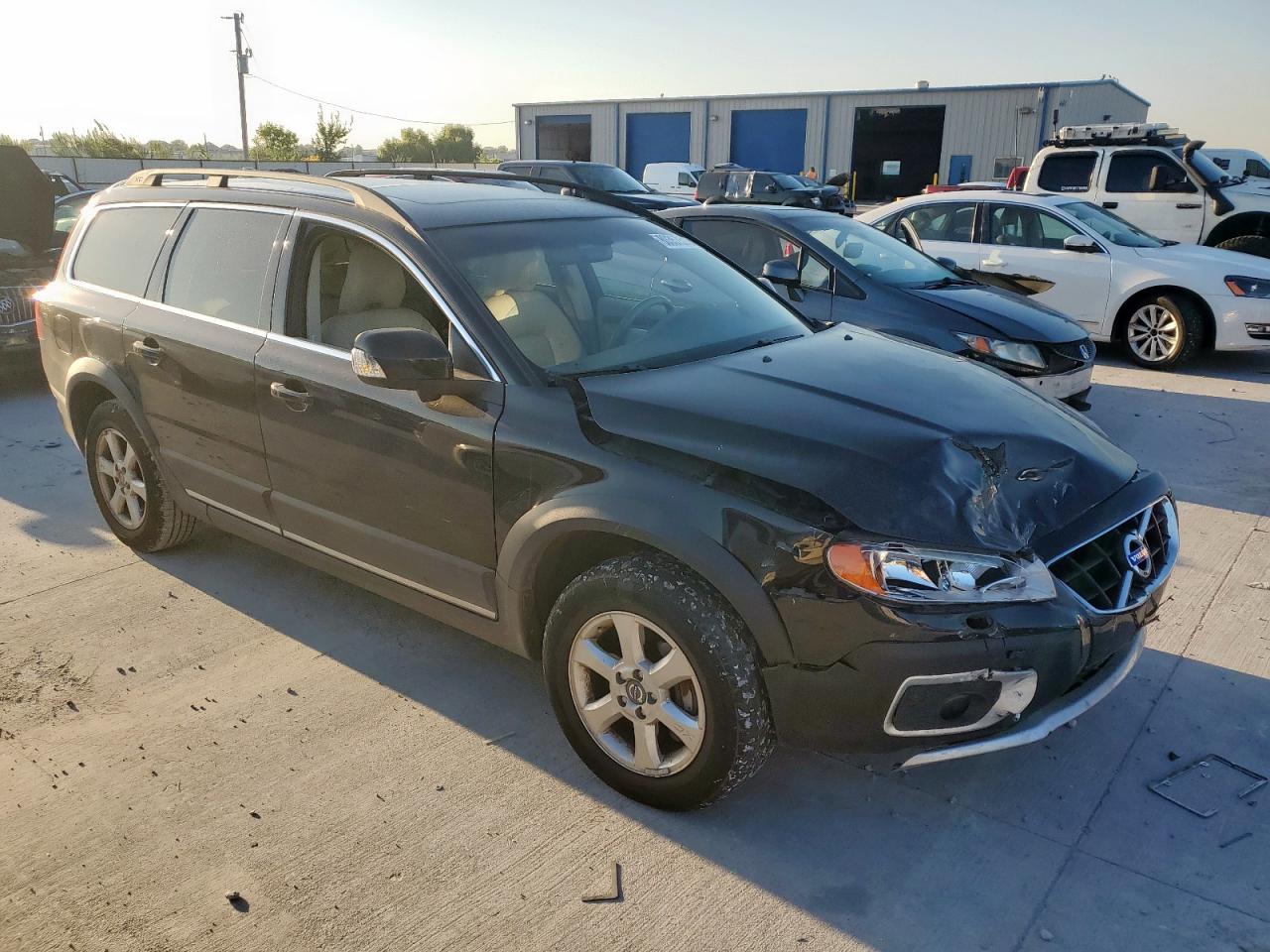 YV4952BL4B1113777 VOLVO XC70 2011 BLACK Photo 4