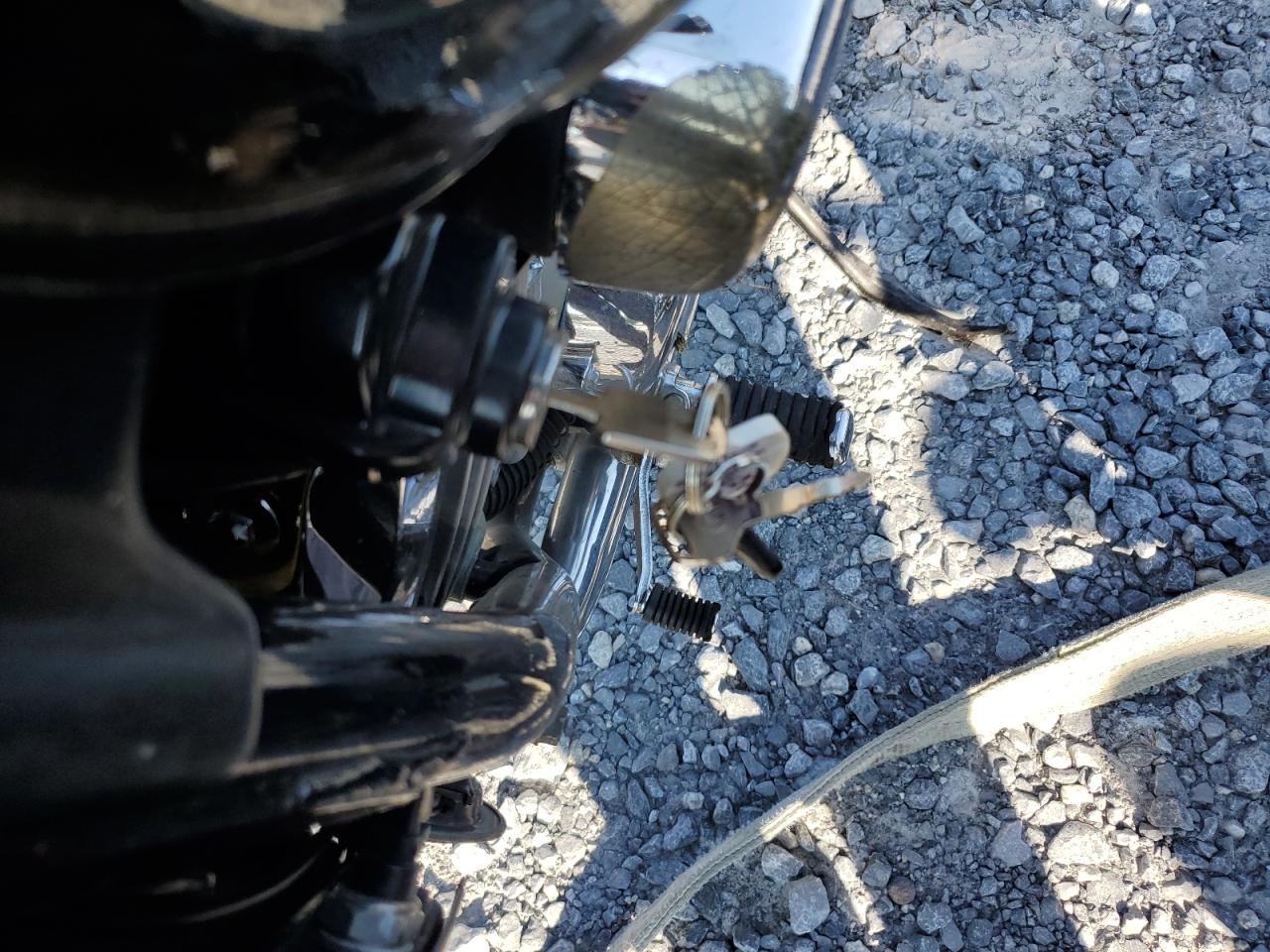 2001 Honda Vf750 C VIN: JH2RC43061M700432 Lot: 71806135