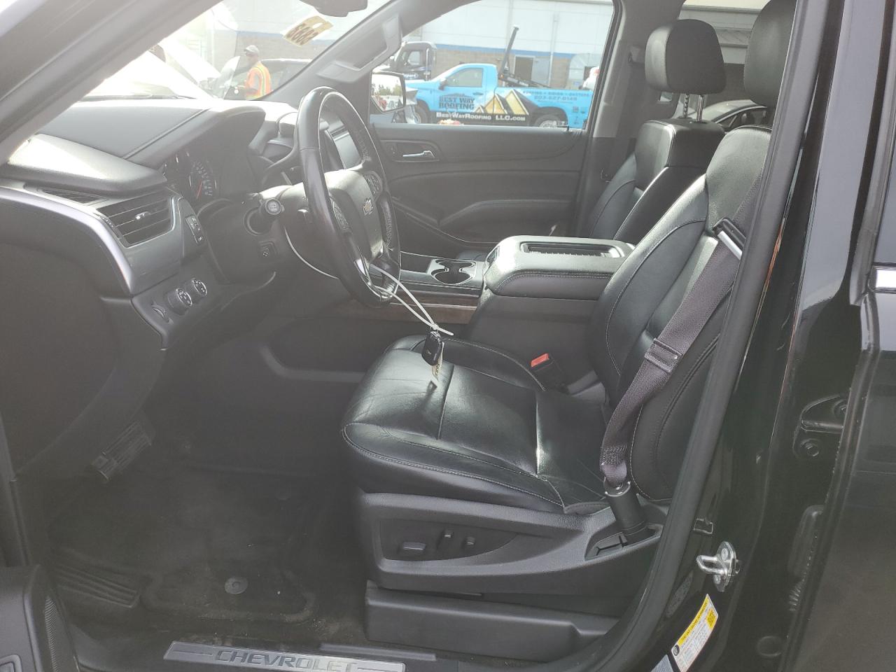 2016 Chevrolet Suburban K1500 Lt VIN: 1GNSKHKC0GR418144 Lot: 84357785