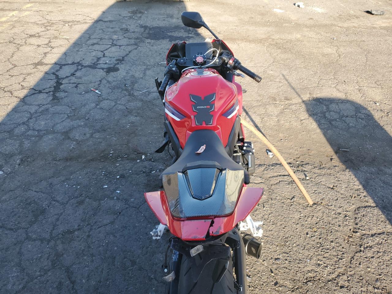 2024 Honda Cbr650 R VIN: MLHRH1556R5001774 Lot: 84202695