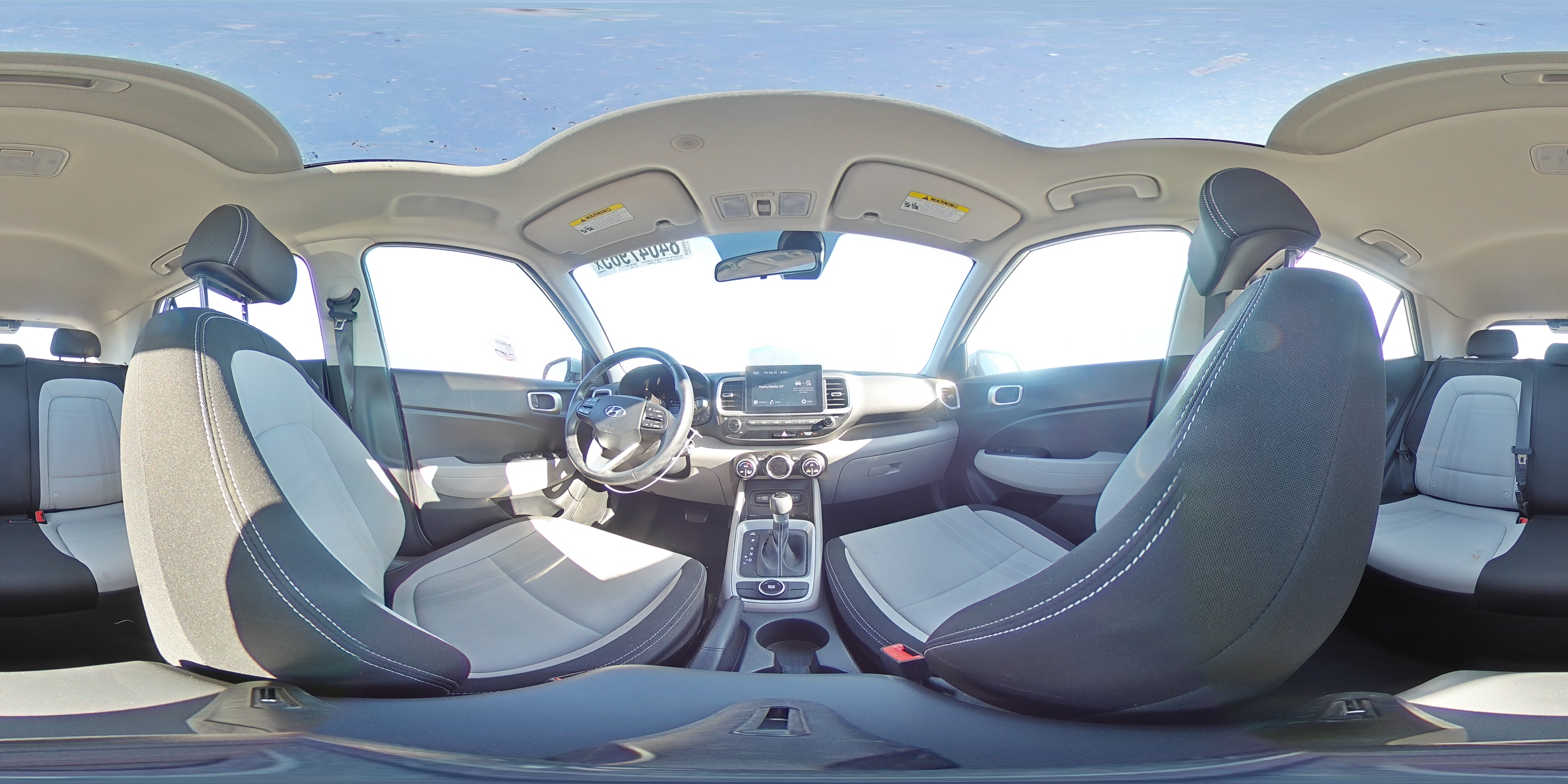 2022 Hyundai Venue Sel VIN: KMHRC8A35NU142670 Lot: 84047965