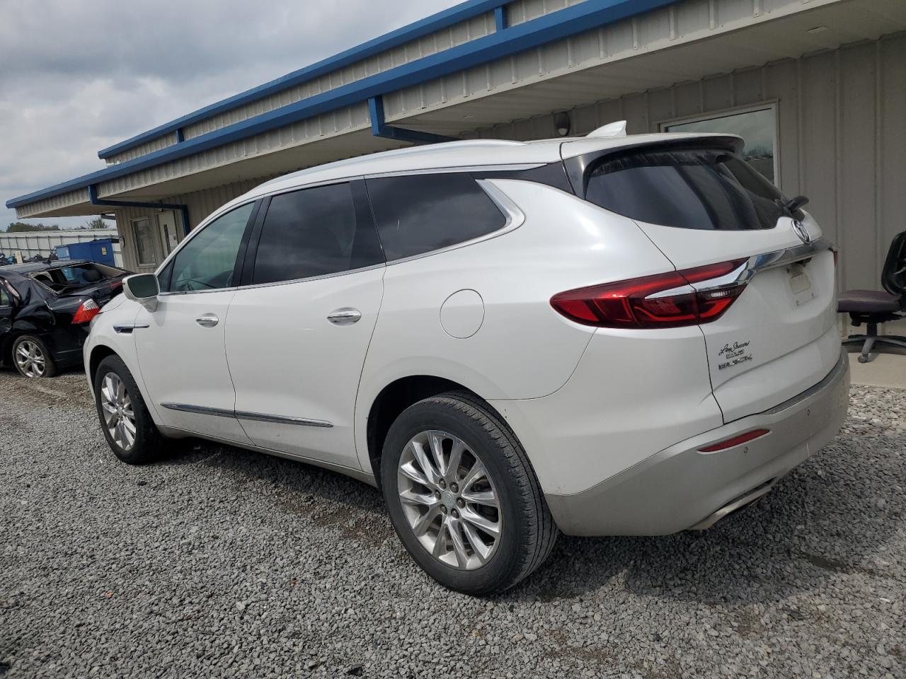 2018 Buick Enclave Premium white null gasoline 5GAERCKWXJJ259011 photo #3