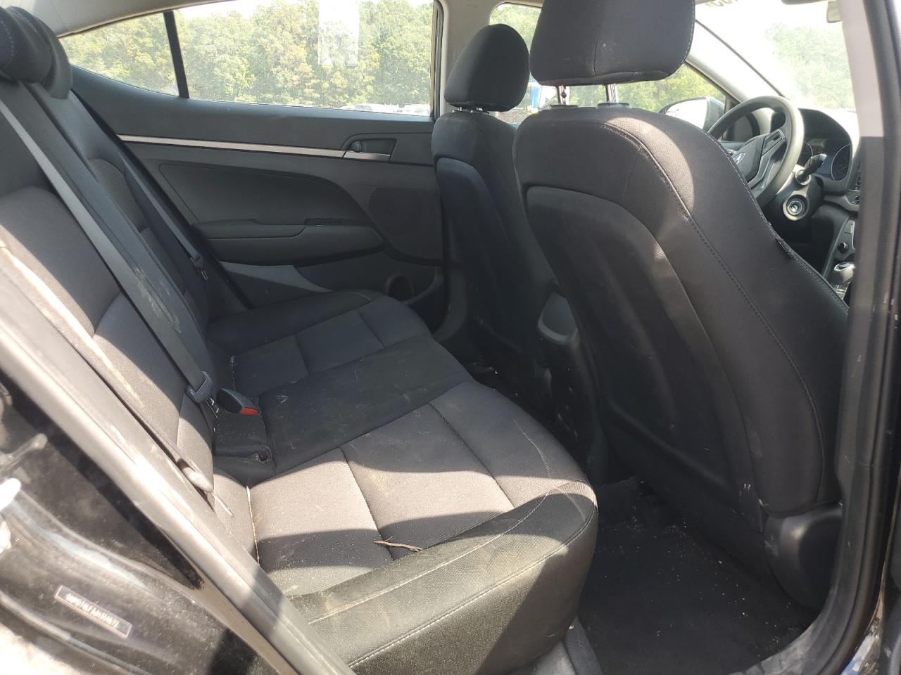 2018 Hyundai Elantra Se VIN: 5NPD74LF3JH351672 Lot: 82018435