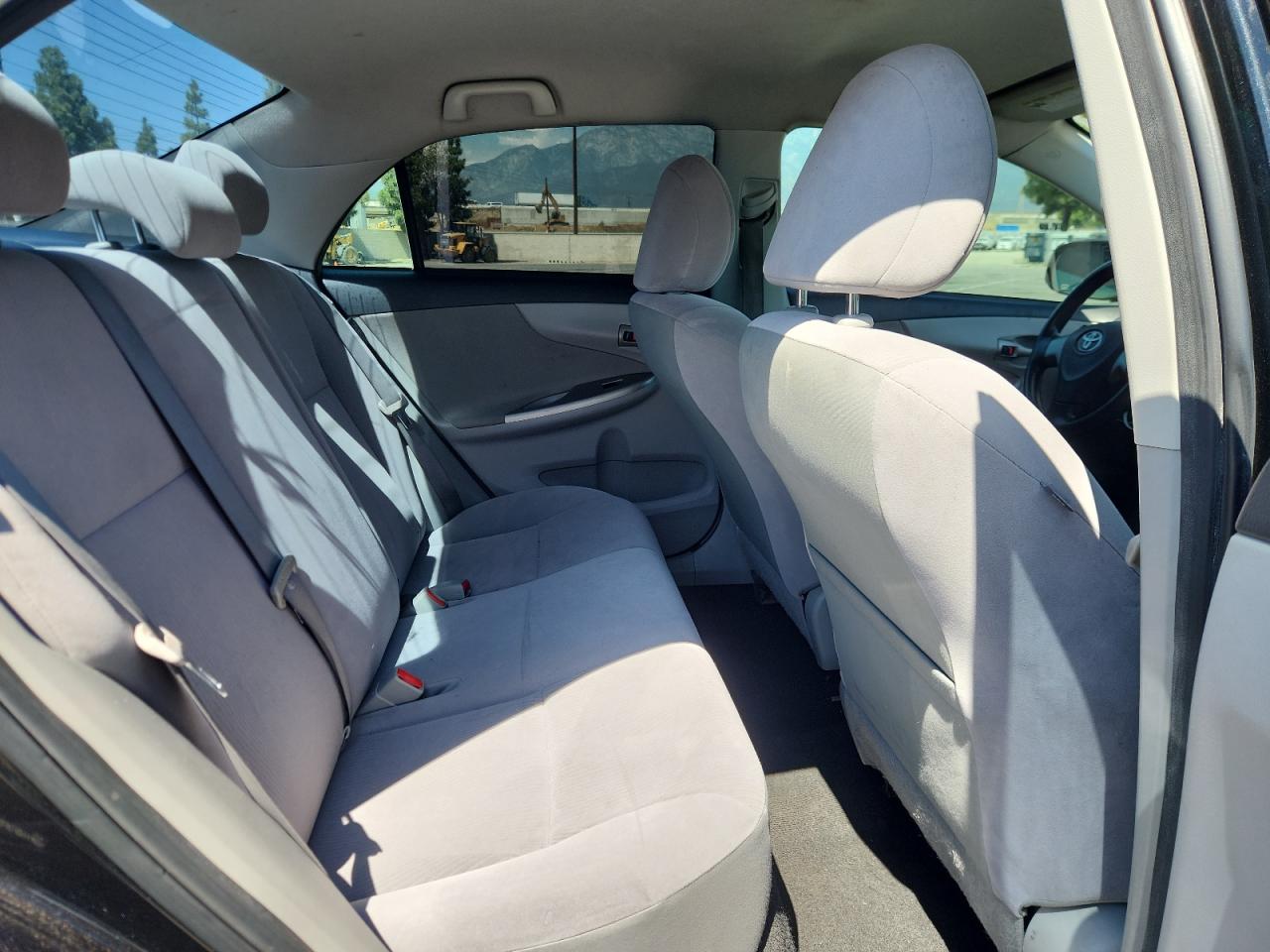 2011 Toyota Corolla Base VIN: JTDBU4EE6B9164439 Lot: 81073855