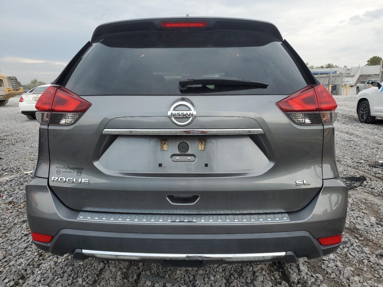 2017 Nissan Rogue S VIN: 5N1AT2MT0HC872437 Lot: 82134555