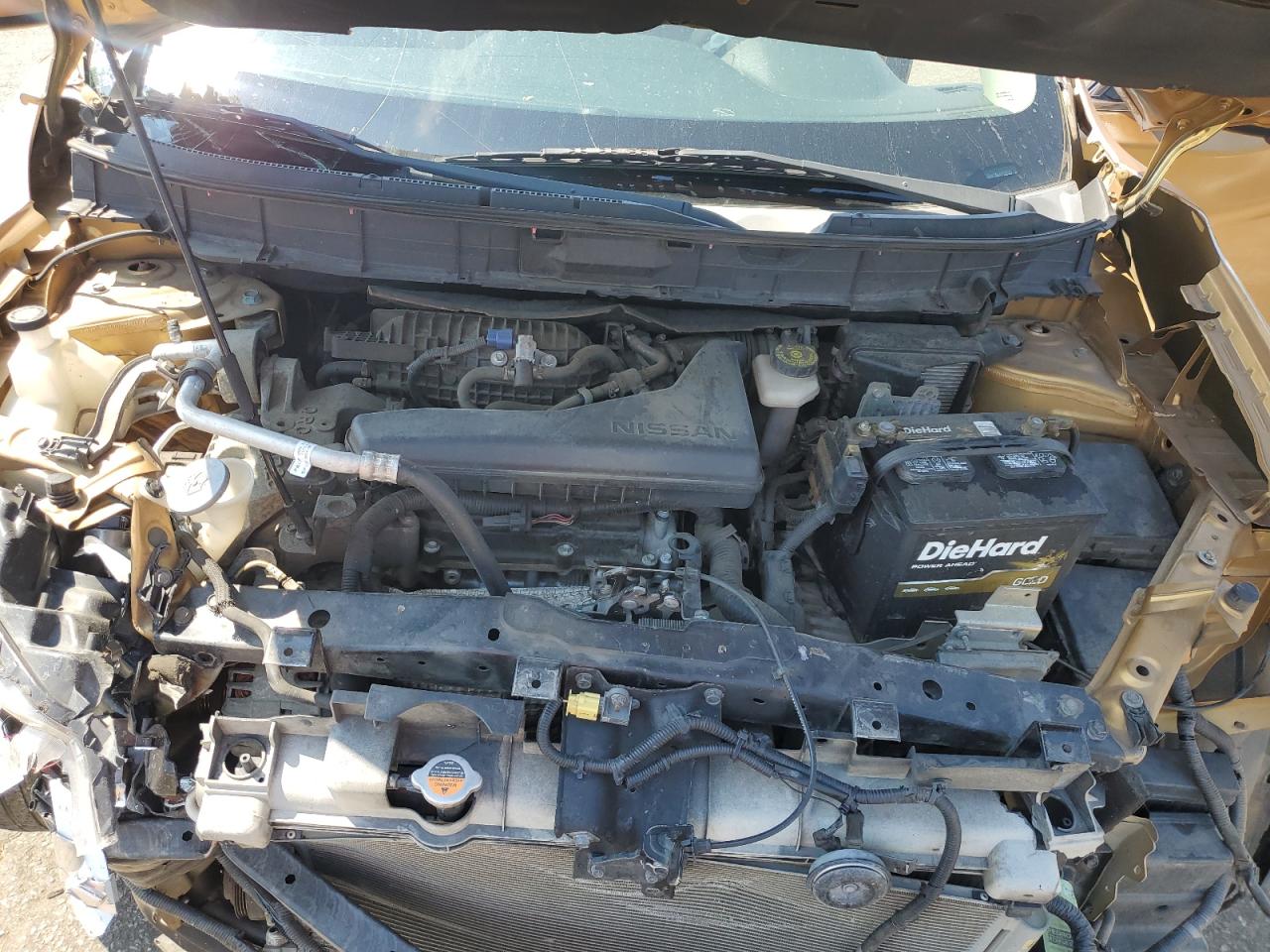 2015 Nissan Rogue S VIN: KNMAT2MV4FP502829 Lot: 81003805