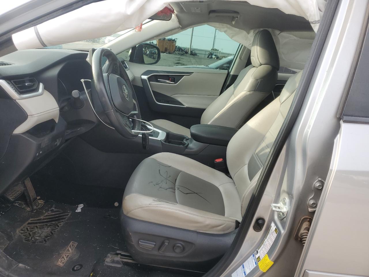 2021 Toyota Rav4 Xle Premium VIN: 2T3A1RFV8MW167233 Lot: 72099525