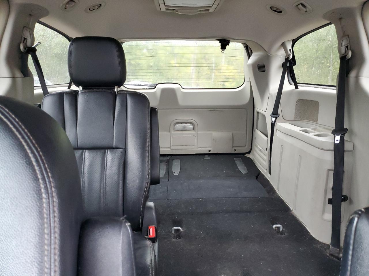 2013 Dodge Grand Caravan Crew VIN: 2C4RDGDG2DR633221 Lot: 81563535