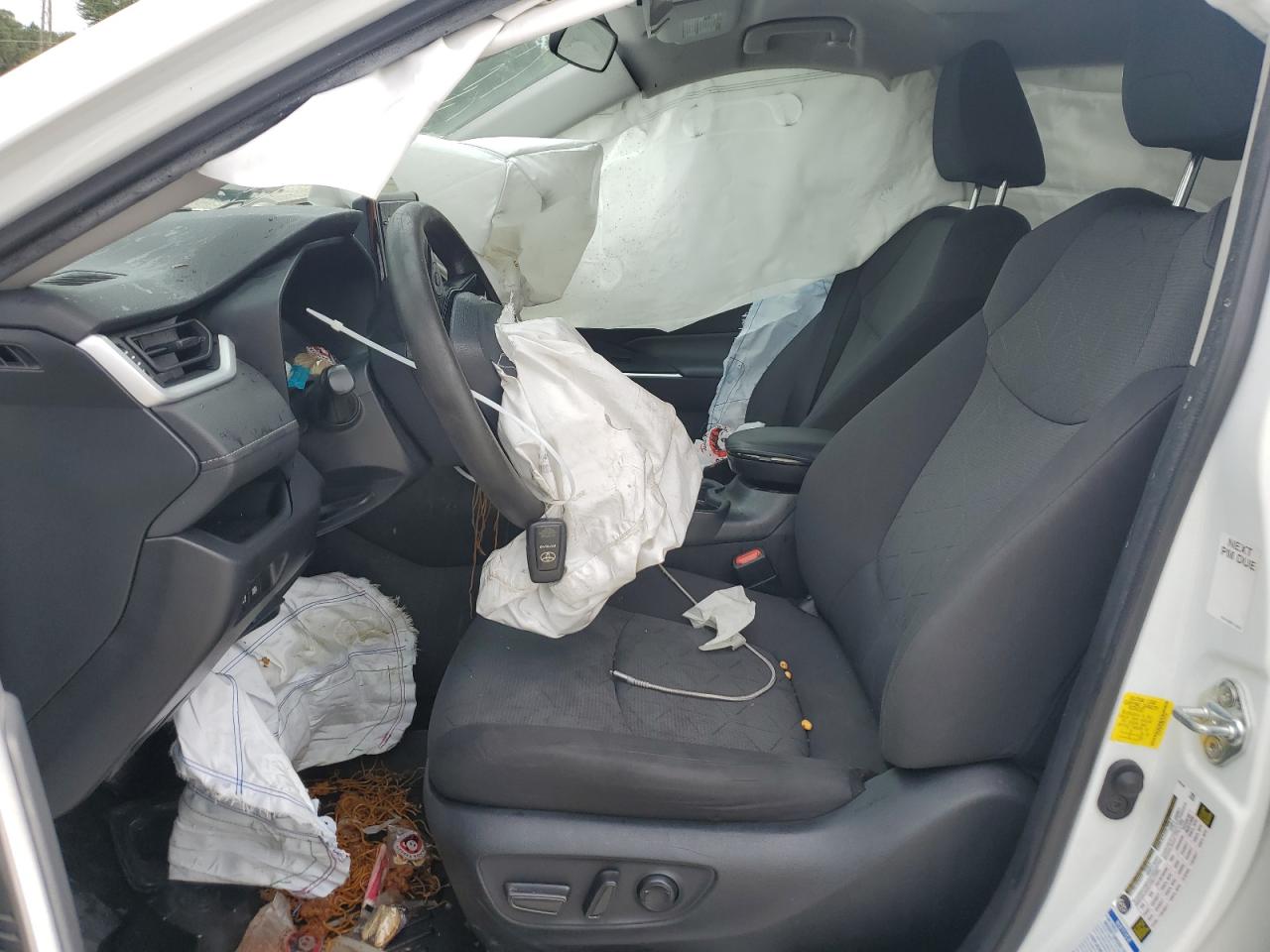 2021 Toyota Rav4 Xle VIN: 2T3P1RFV8MW144190 Lot: 81847005