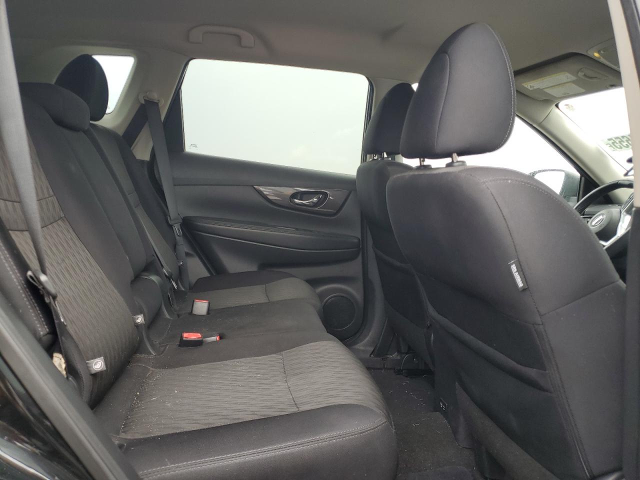 2019 Nissan Rogue S VIN: 5N1AT2MTXKC765211 Lot: 81684655