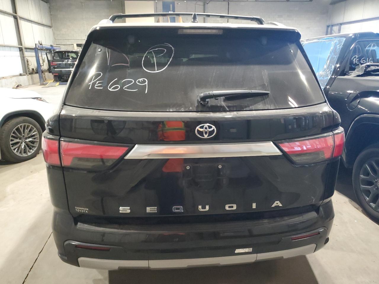 2024 Toyota Sequoia Sr5 VIN: 7SVAAABA2RX044590 Lot: 71705655