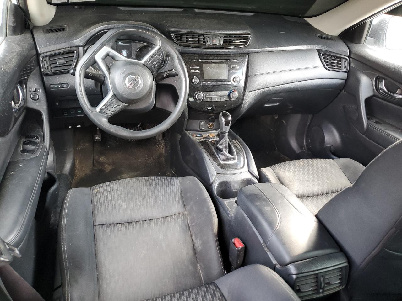 2017 Nissan Rogue S VIN: KNMAT2MV3HP552396 Lot: 71450195