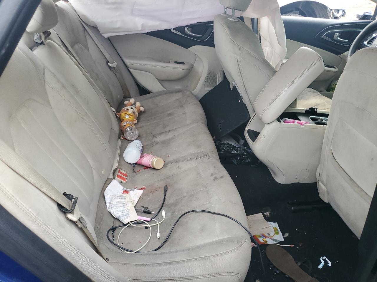 2015 Chrysler 200 Limited VIN: 1C3CCCABXFN563112 Lot: 81776025