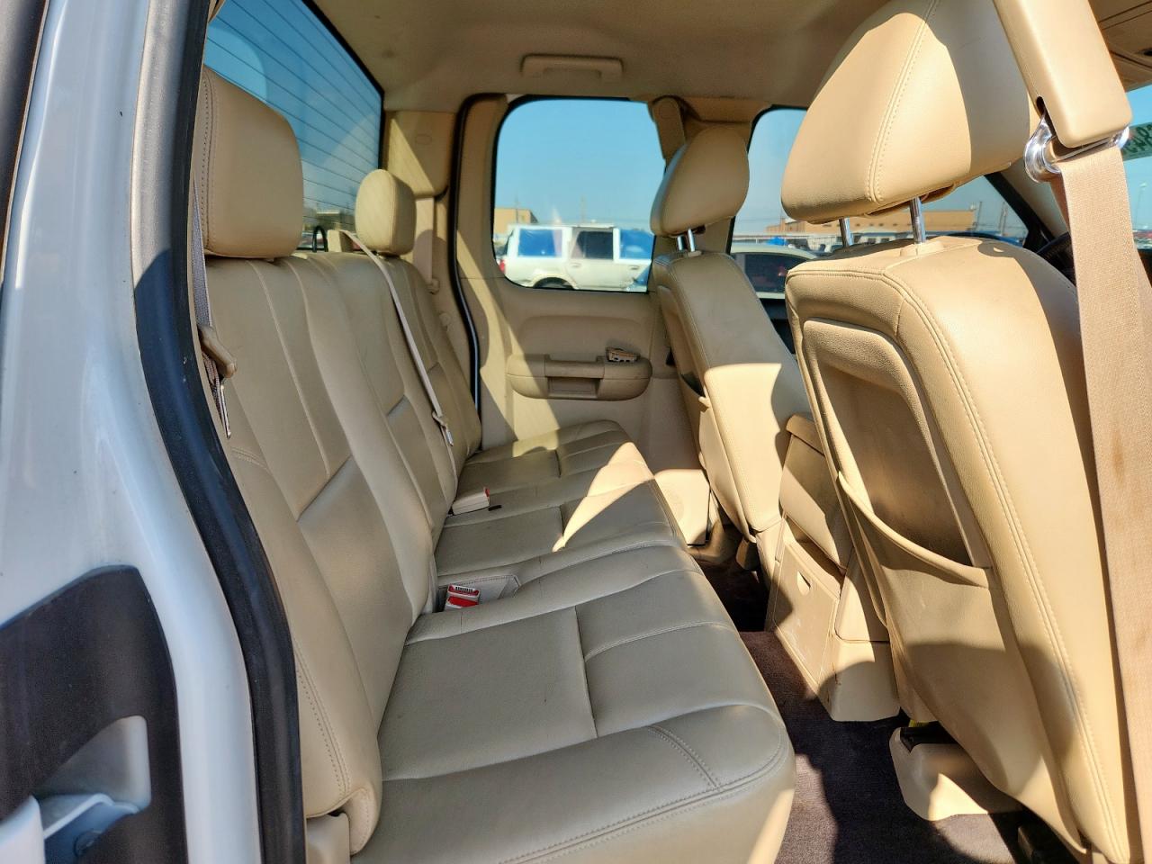 2011 Chevrolet Silverado C1500 Lt VIN: 1GCRCSE07BZ121643 Lot: 71684905