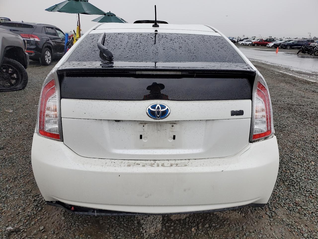 2014 Toyota Prius VIN: JTDKN3DU8E0384108 Lot: 81243135