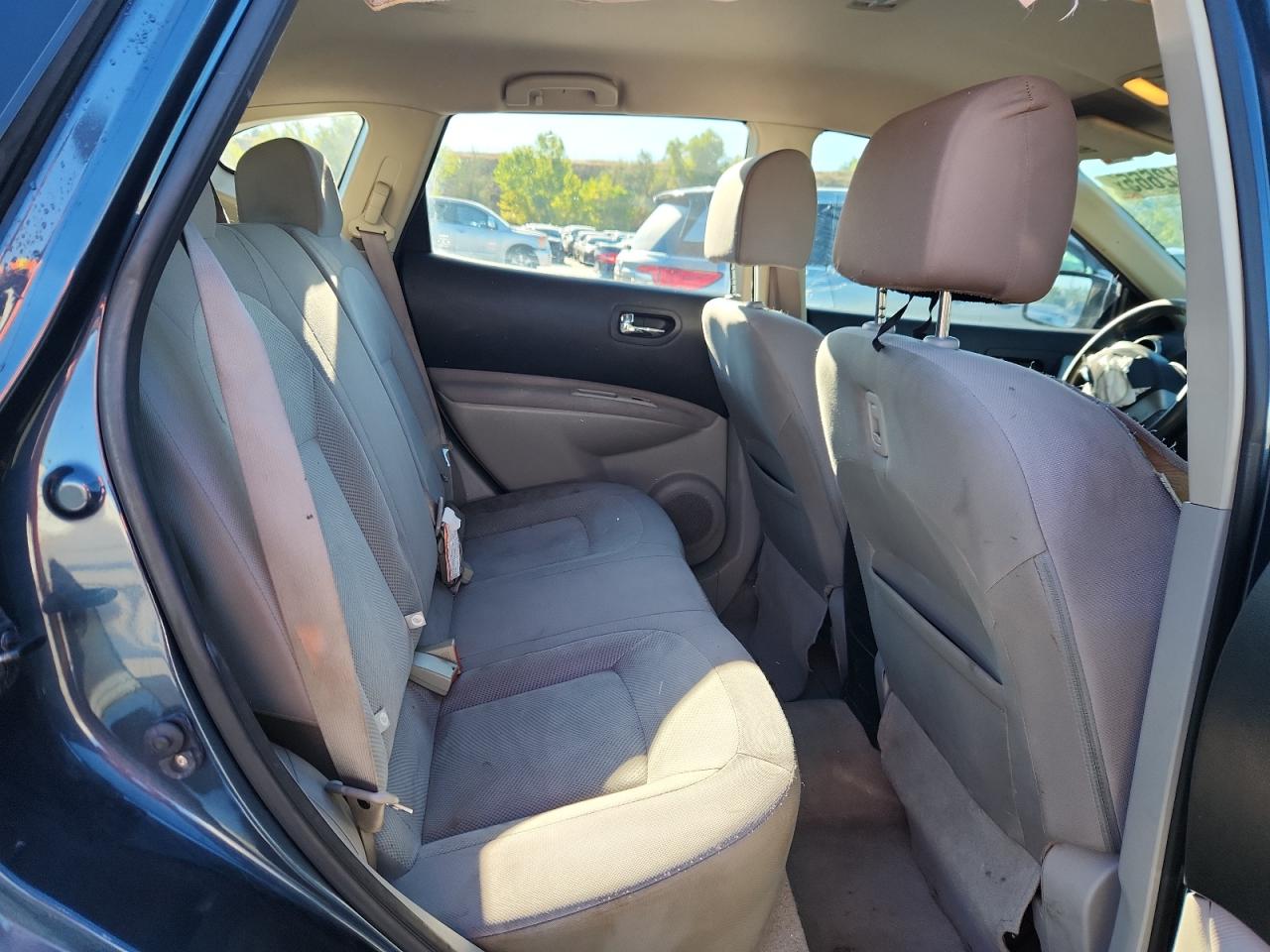 2014 Nissan Rogue Select S VIN: JN8AS5MV0EW702748 Lot: 84742665