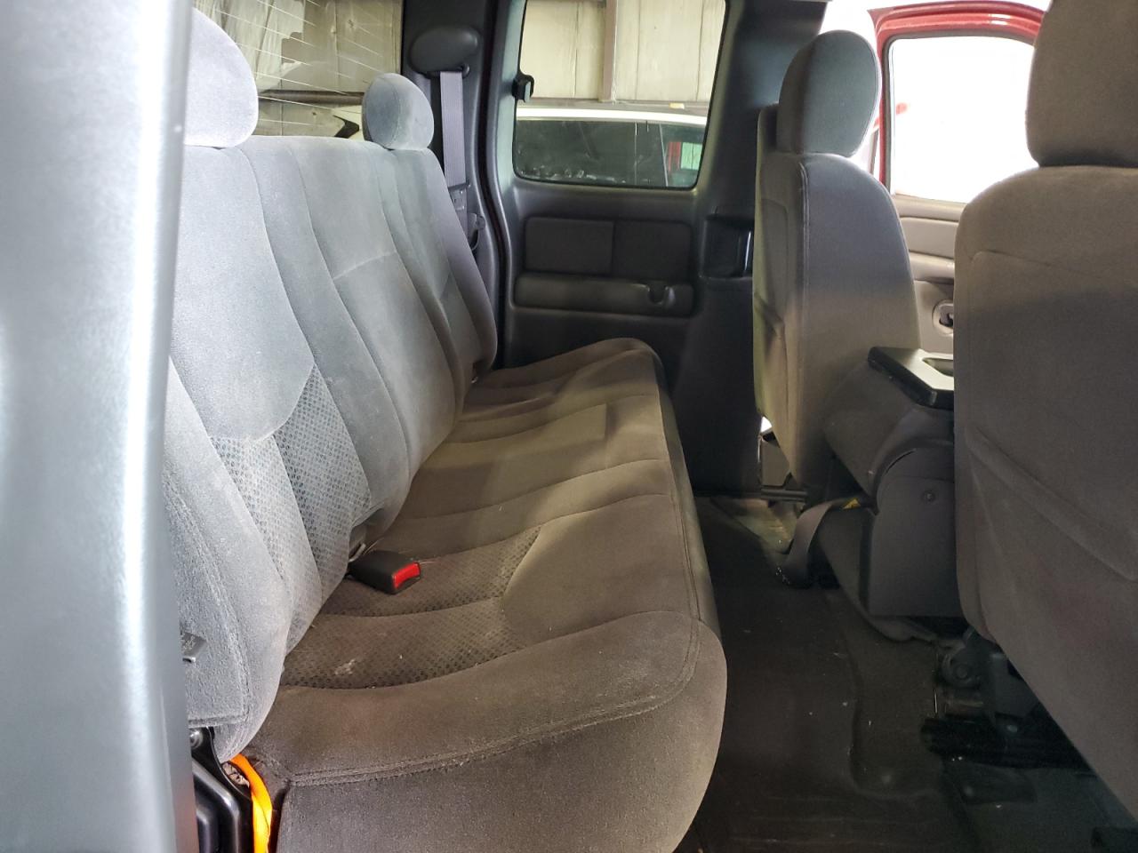 2005 Chevrolet Silverado K1500 VIN: 1GCEK19B15E157623 Lot: 81691275