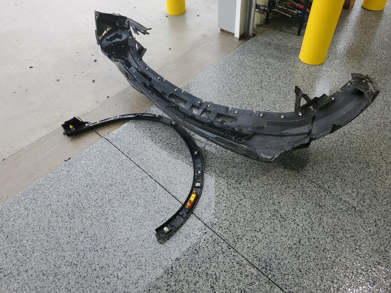 2019 Cadillac Xt4 Sport VIN: 1GYFZER41KF191862 Lot: 81737795