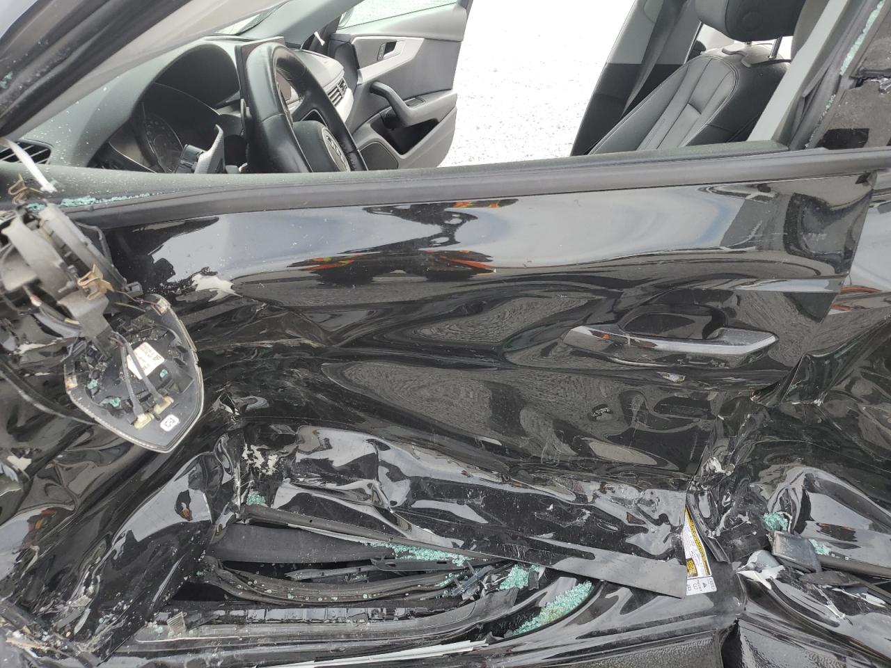 2017 Audi A4 Premium VIN: WAUANAF49HN011158 Lot: 81513045