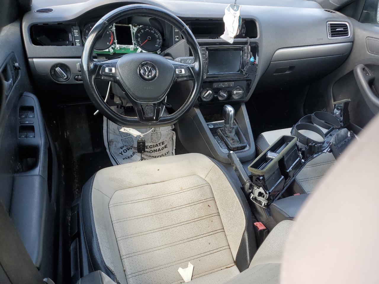 2017 Volkswagen Jetta Sport VIN: 3VWD17AJ2HM310042 Lot: 71584085