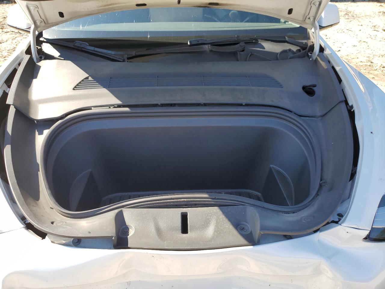 2021 Tesla Model Y VIN: 5YJYGAEEXMF255268 Lot: 72024495