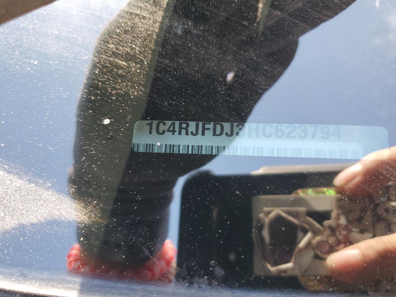 2017 Jeep Grand Cherokee Srt-8 VIN: 1C4RJFDJ3HC623794 Lot: 71249865