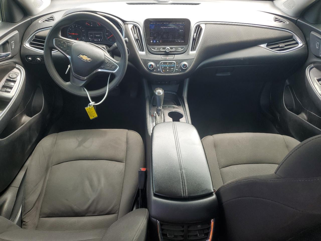 2019 Chevrolet Malibu Lt VIN: 1G1ZD5ST3KF198422 Lot: 71393425