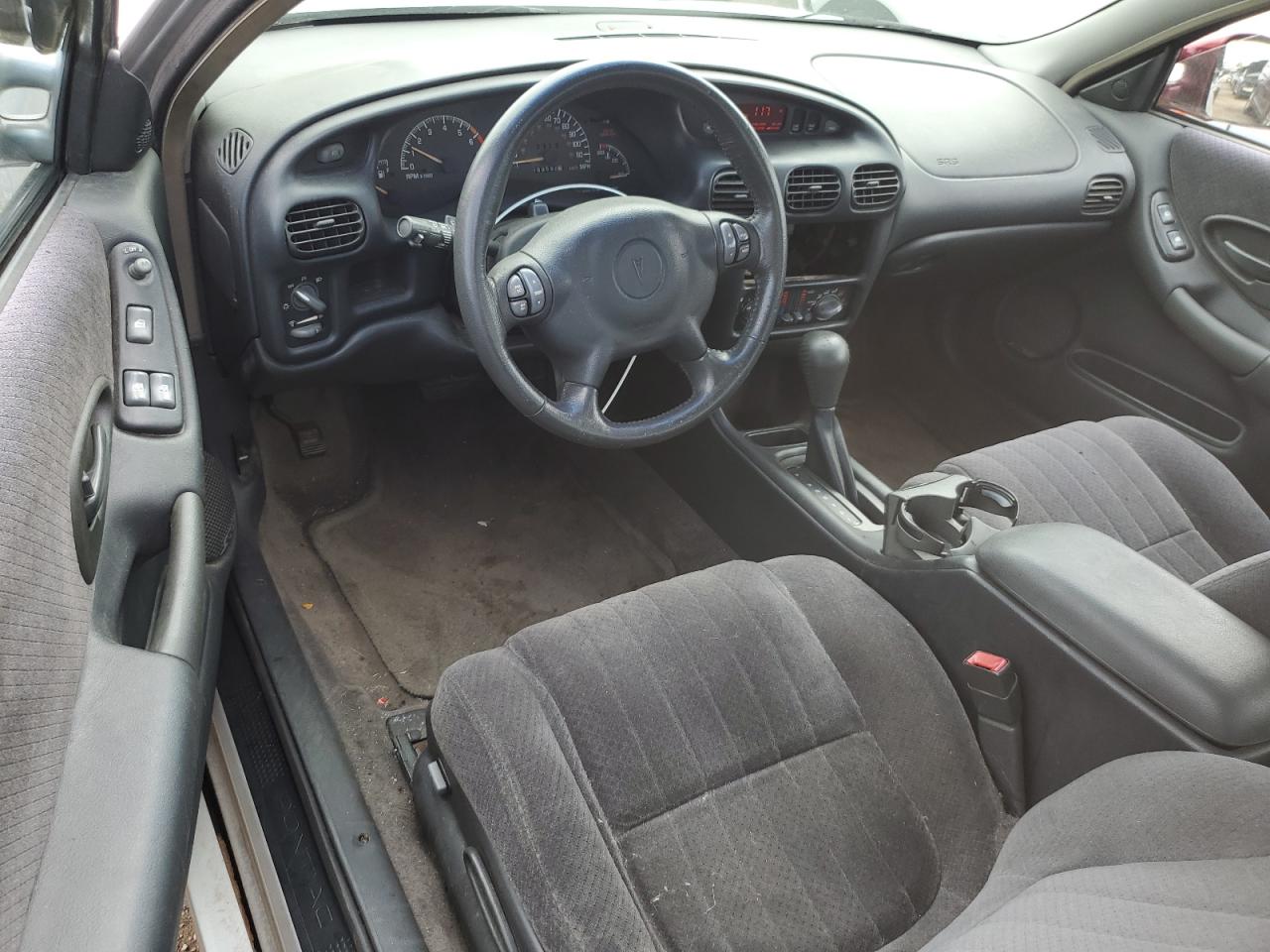 2002 Pontiac Grand Prix Gt VIN: 1G2WP12KX2F230739 Lot: 81589685