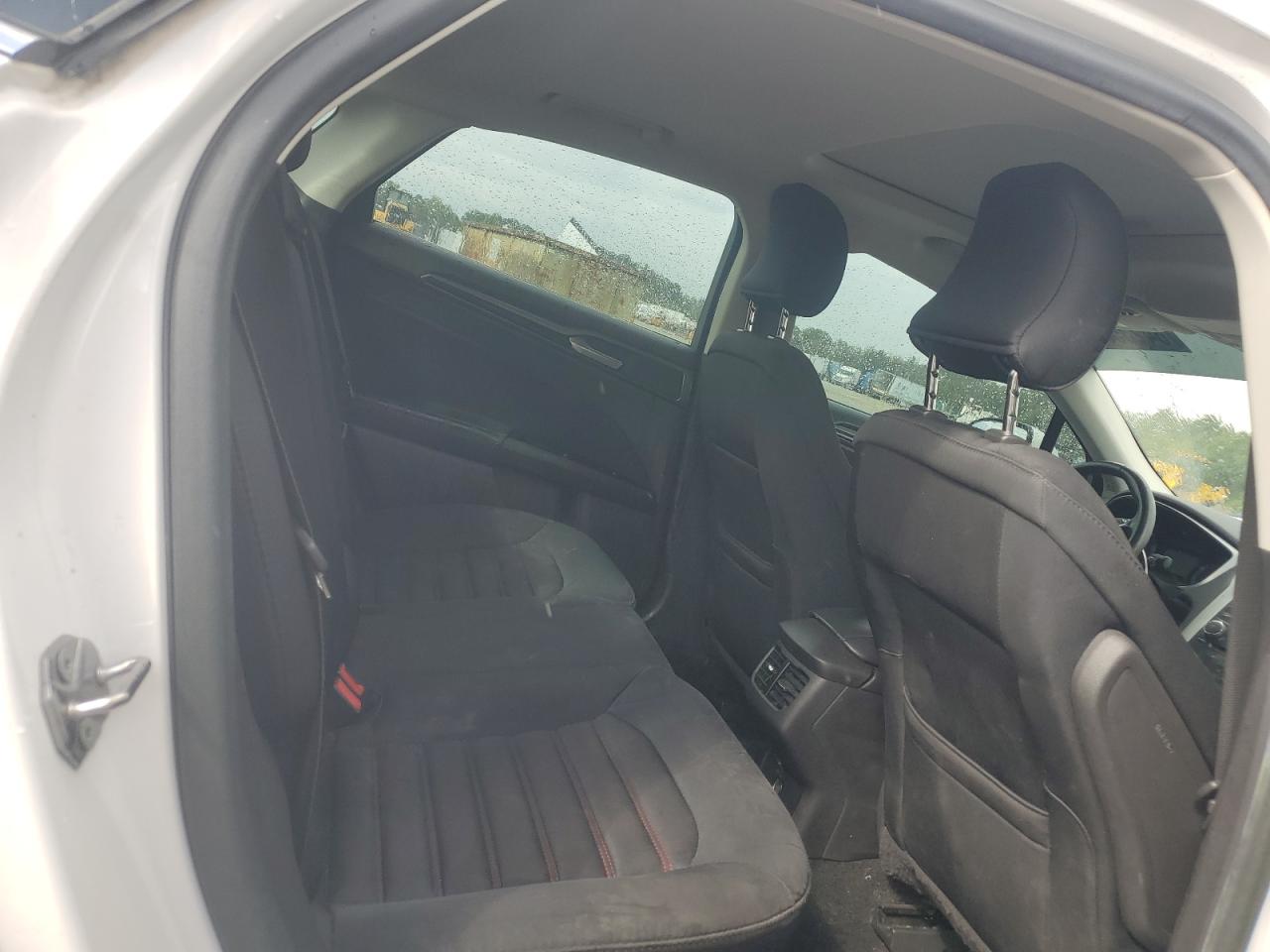 2015 Ford Fusion Se VIN: 3FA6P0H73FR288053 Lot: 84235505