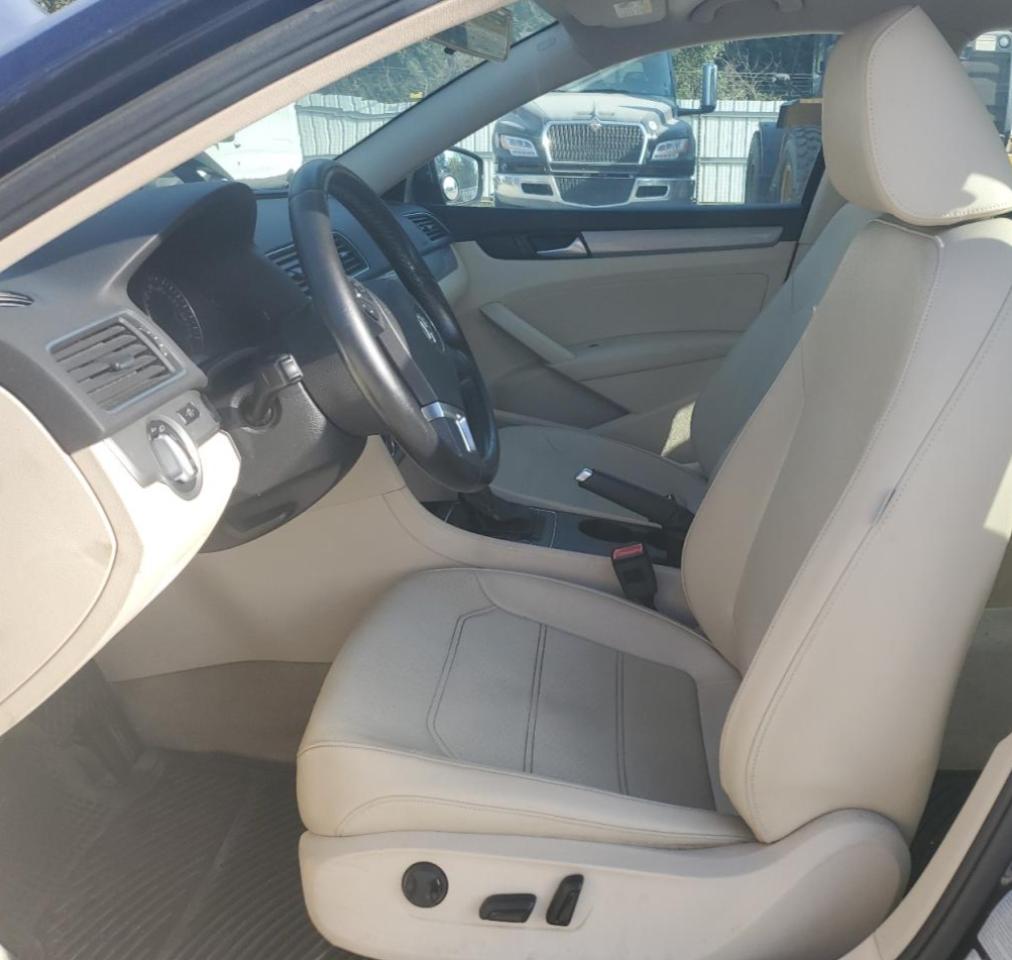 2015 Volkswagen Passat S VIN: 1VWAS7A34FC117990 Lot: 82172835