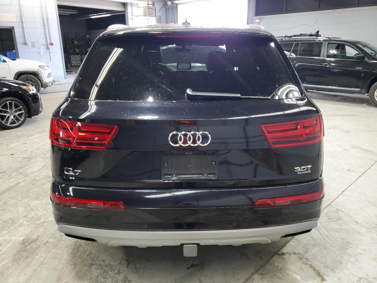 2017 Audi Q7 Premium Plus VIN: WA1LAAF72HD019930 Lot: 81719655