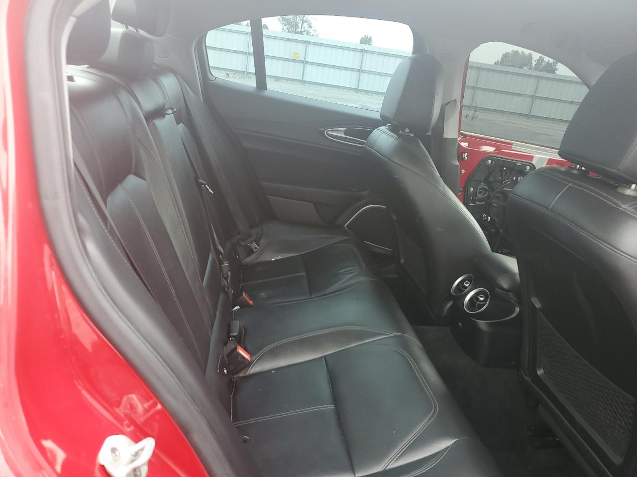 2018 Alfa Romeo Giulia VIN: ZARFAEBN8J7566158 Lot: 84816995