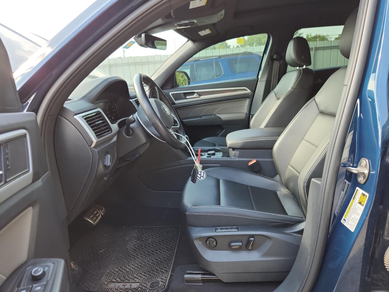 2022 Volkswagen Atlas Cross Sport Sel R-Line VIN: 1V2SE2CA3NC208078 Lot: 81377125