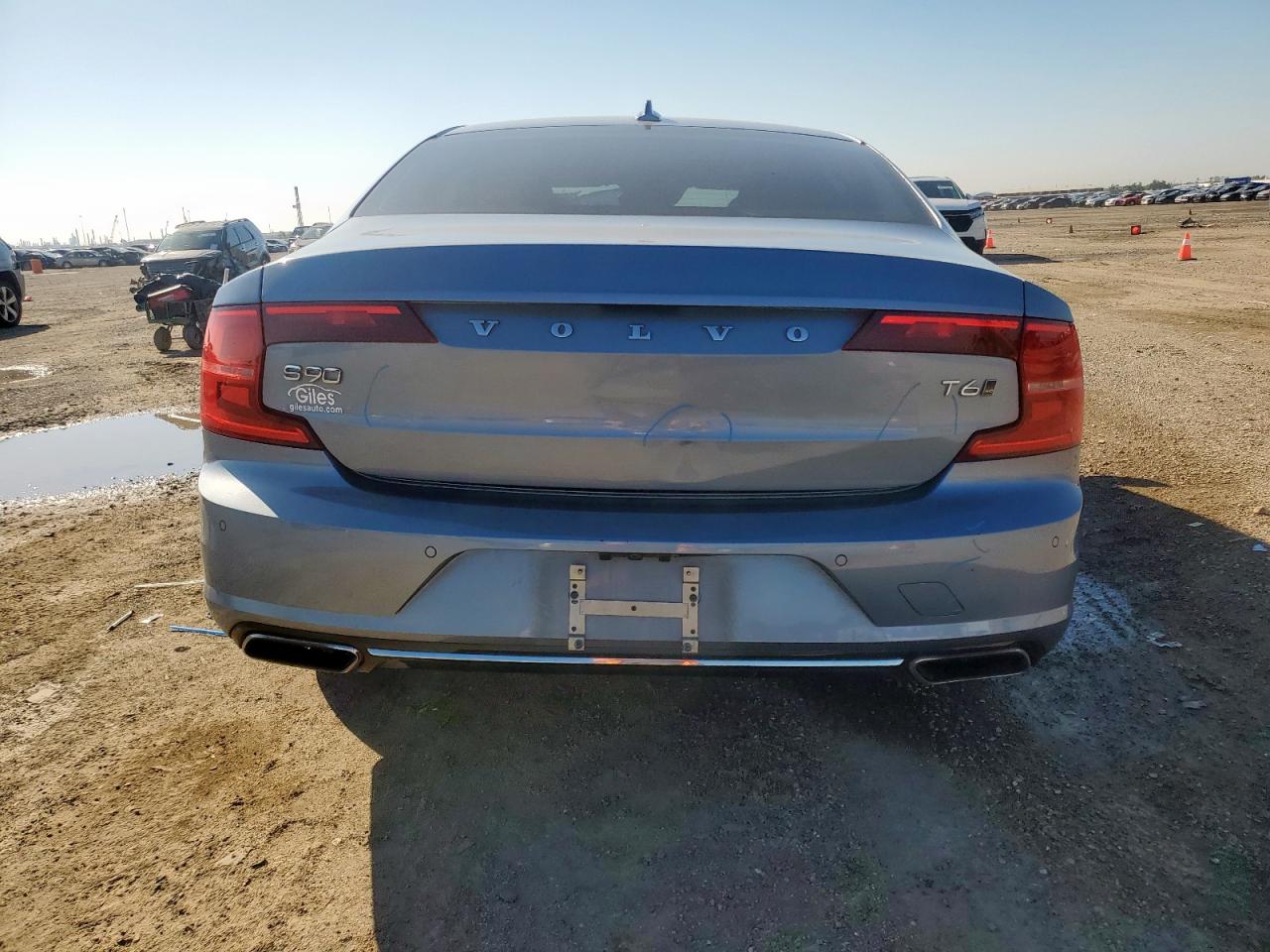 2018 Volvo S90 T6 Momentum VIN: LVY992MK0JP006239 Lot: 84247935