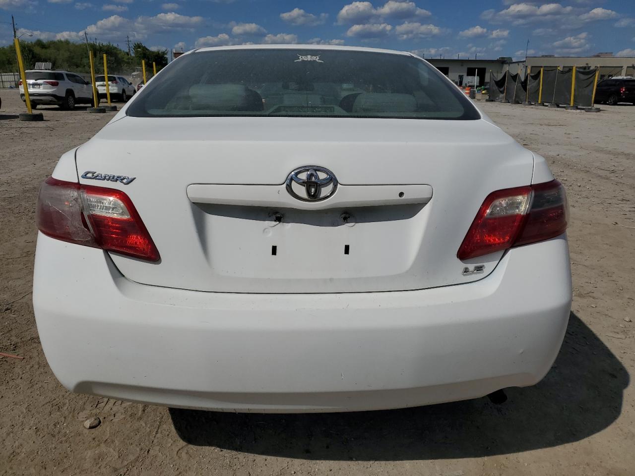 2007 Toyota Camry Ce VIN: 4T1BE46K37U587562 Lot: 70915215