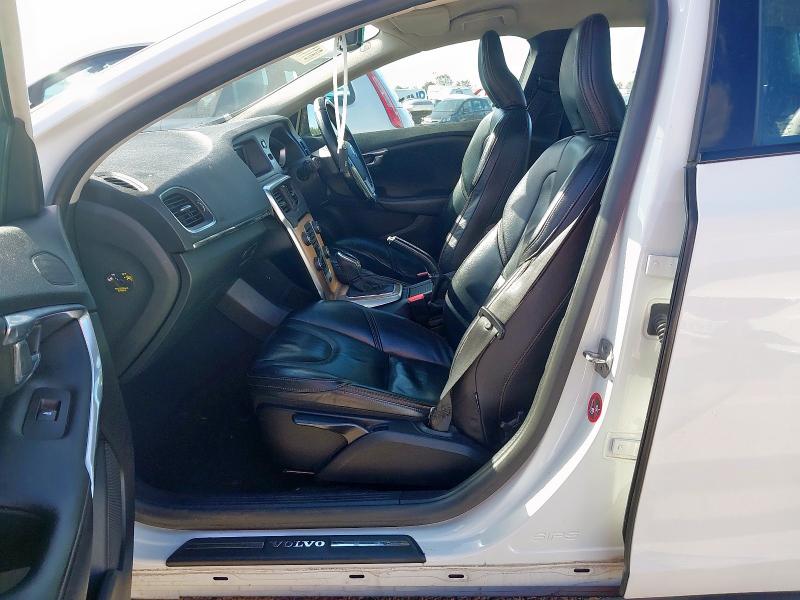 2013 VOLVO V40 CROSS COUNTRY LUX D2 