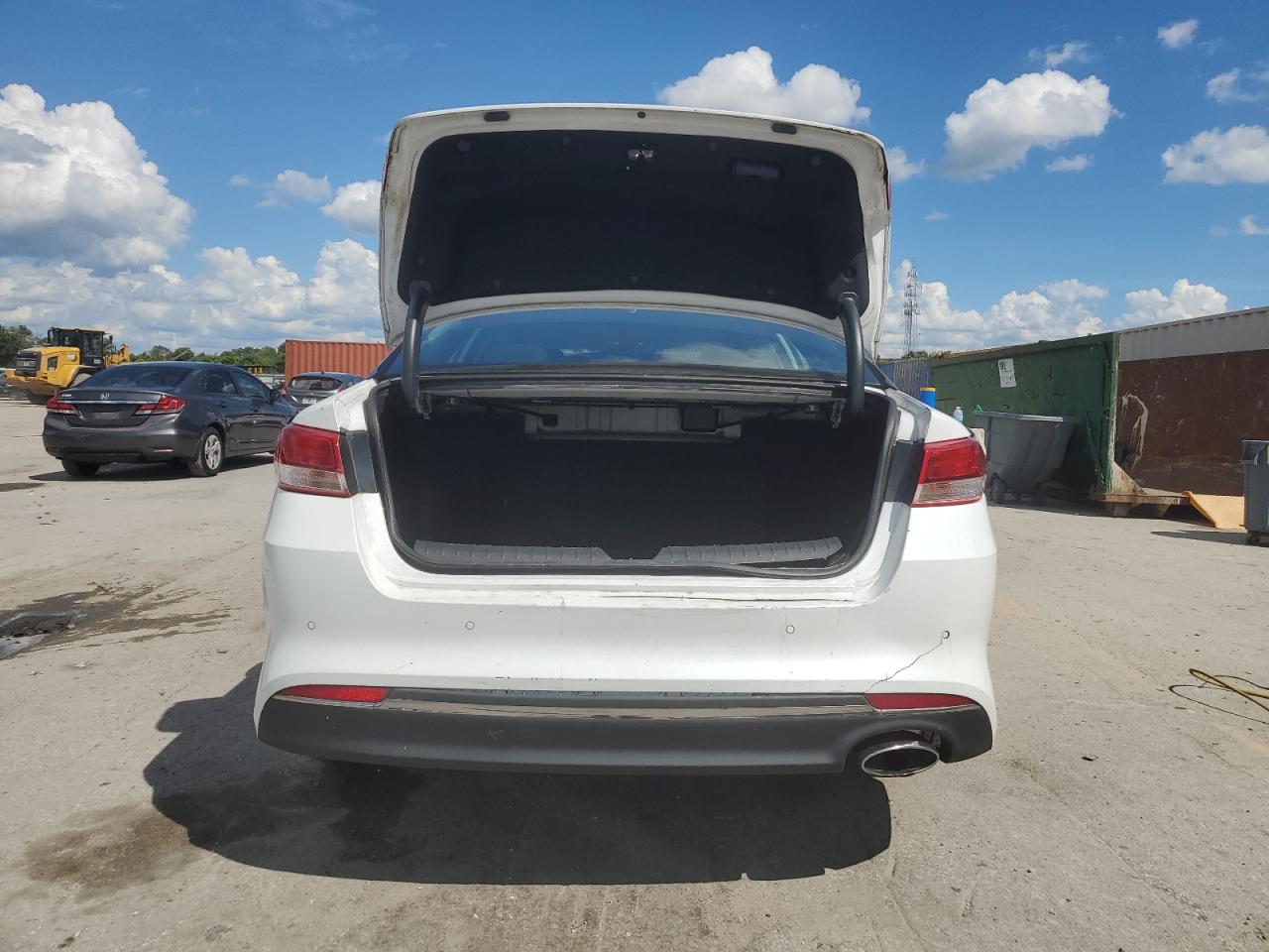 2017 Kia Optima Lx VIN: 5XXGT4L35HG156855 Lot: 84380435