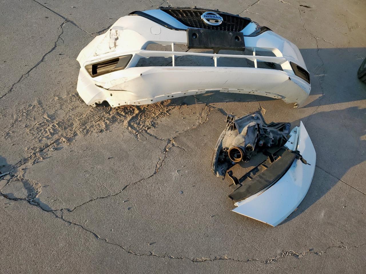 2018 Nissan Versa Note S VIN: 3N1CE2CP9JL370373 Lot: 81108505